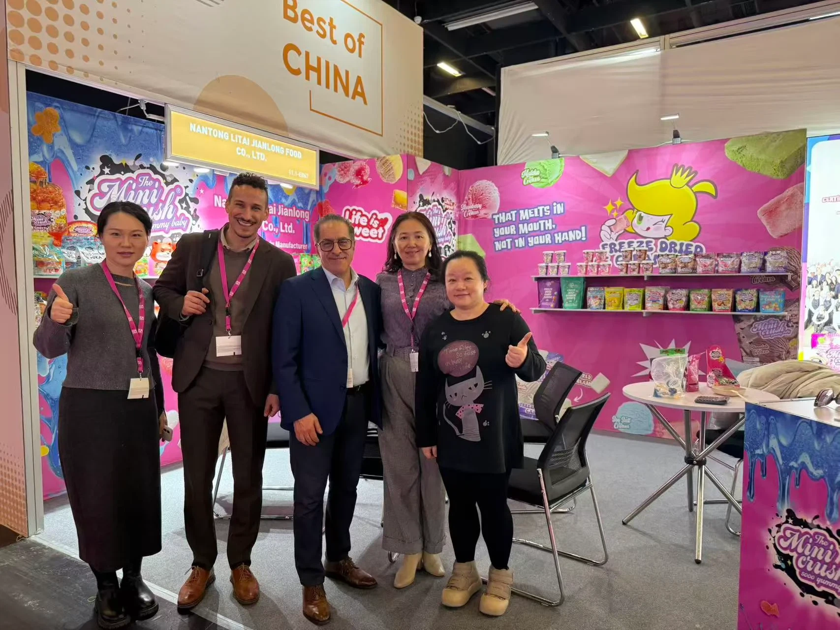 Skābie sveķi piedzīvo popularitātes pieaugumu, un to stimulējošā garša kļūst ...